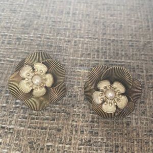 🎊3/$15 Flower Earrings